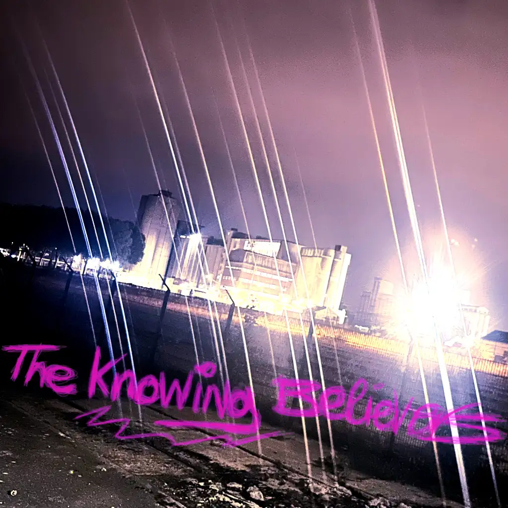 The Knowing Believers logo sur fond du Port Autonome à Rouen